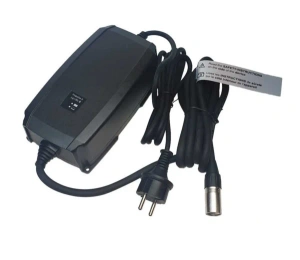 oplader scootmboiel 8a