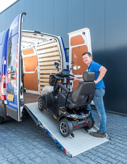 proefrit met elektrische rolstoel aan huis