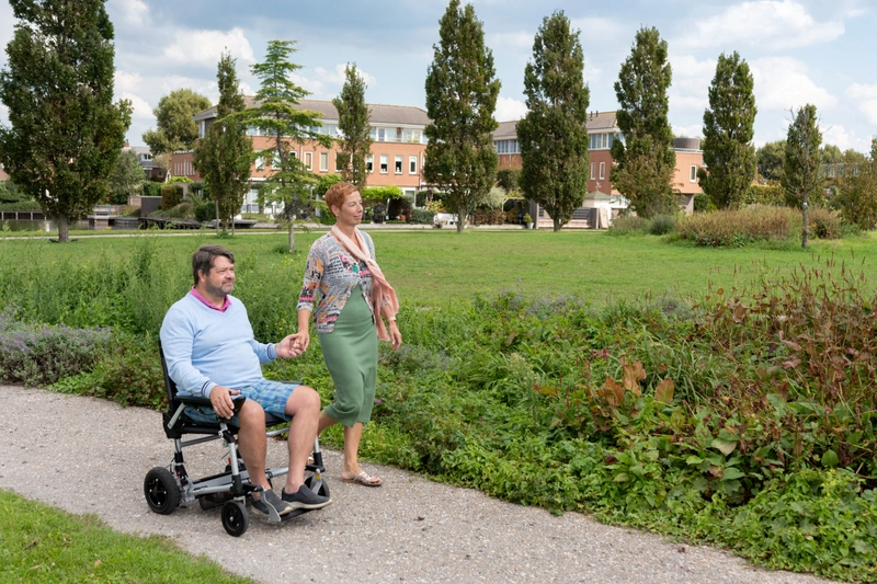 splitrider opvouwbare elektrische rolstoel buiten