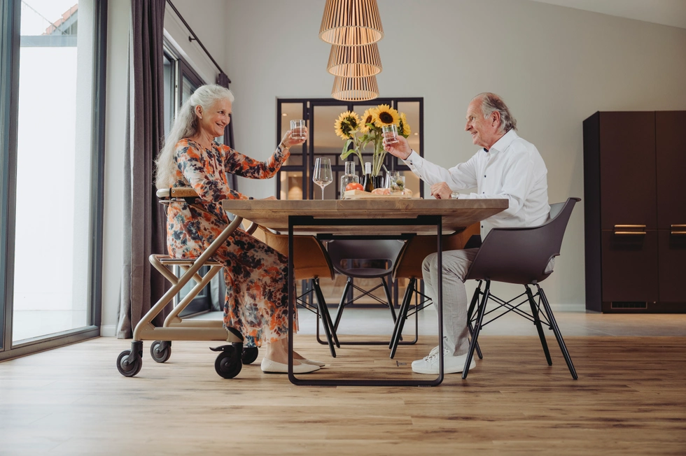 saljol thuis rollator en trippelstoel